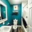 Casa Blanca Inn & Suites Whittier