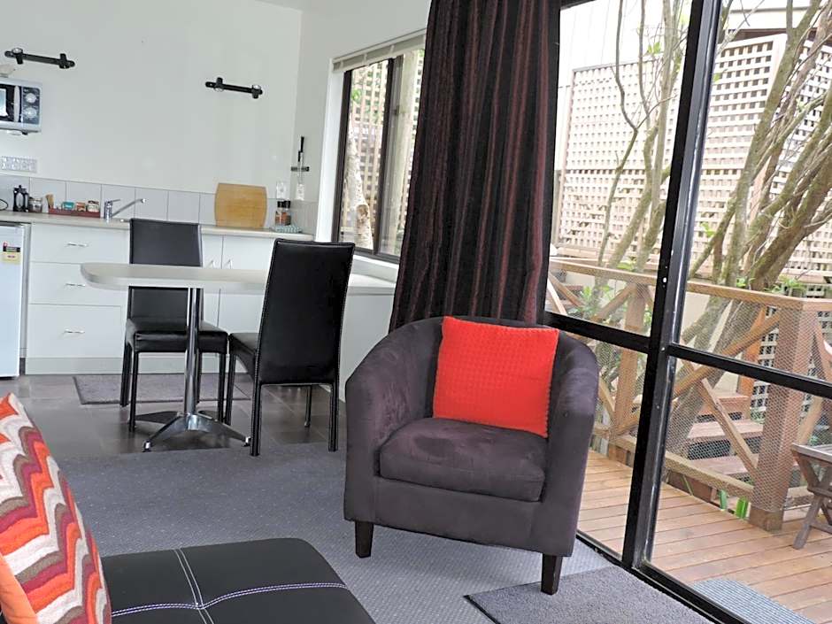 Waiheke Island Punga Lodge