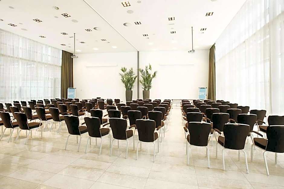 NH Amersfoort Hotel