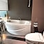 The Mandison Bangkok - Formerly Golden Tulip Mandison Suites