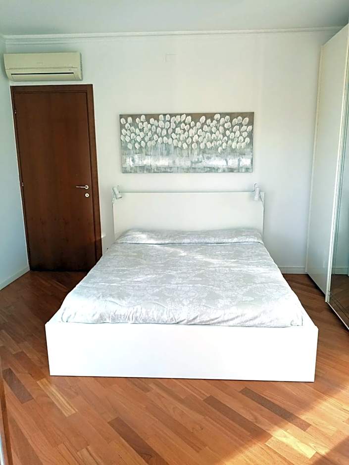 B&B accogliente a due passi dal metrò di Milano - Casa Adriana