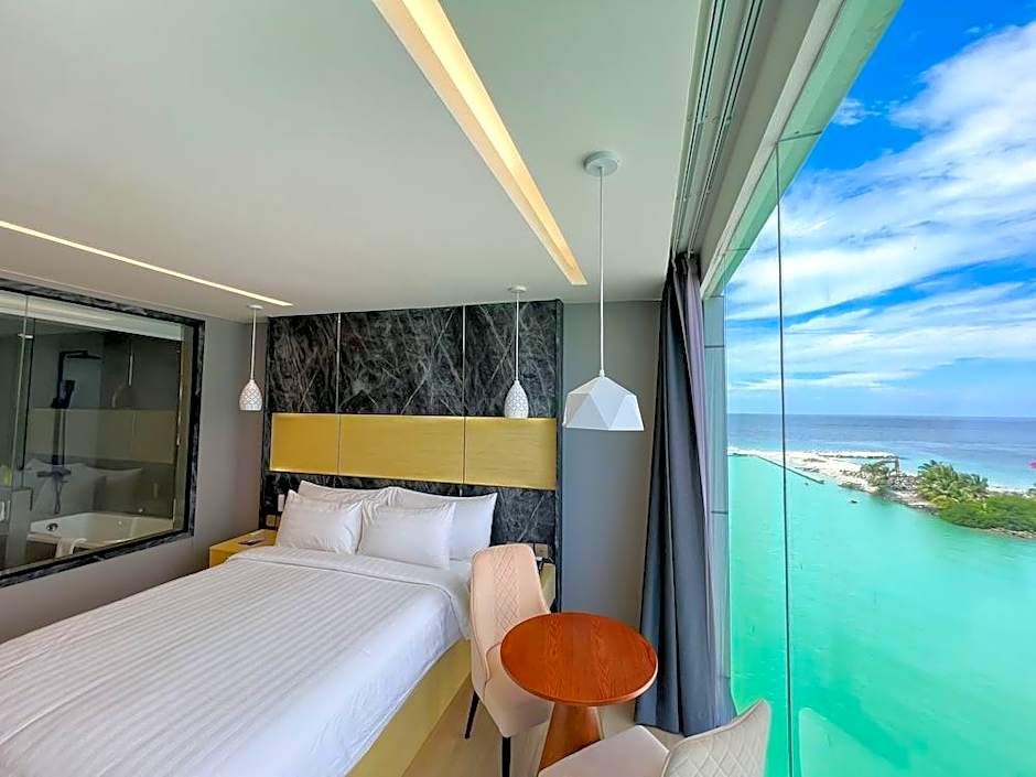 Swarn by Hawks Hotel Kamadhoo Baa Atoll