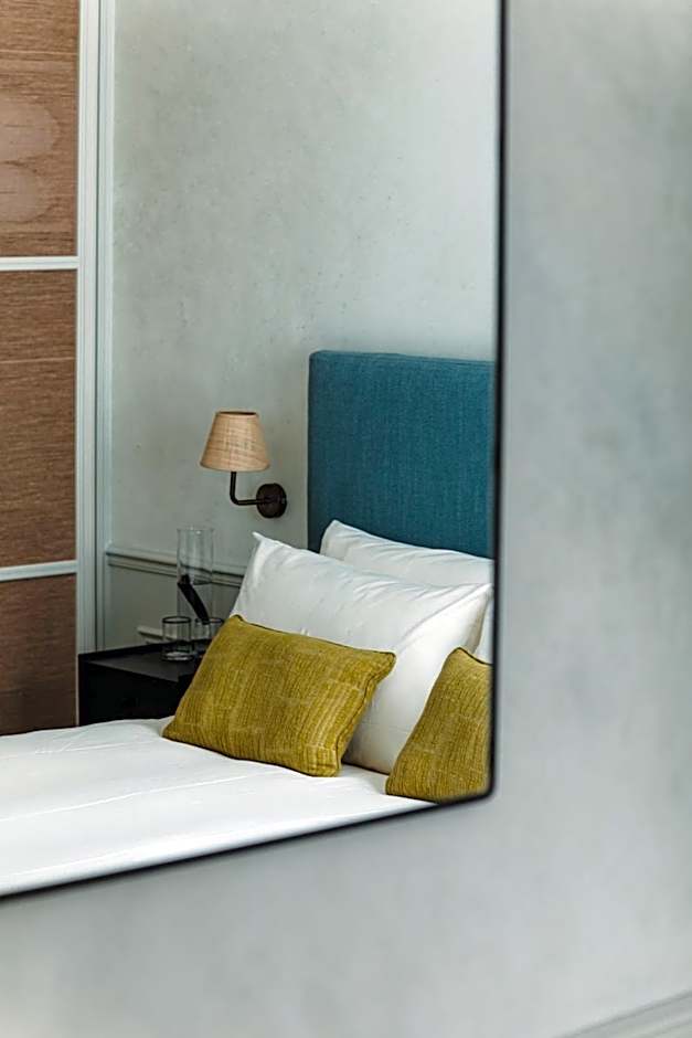 HOY Paris - Yoga Hotel