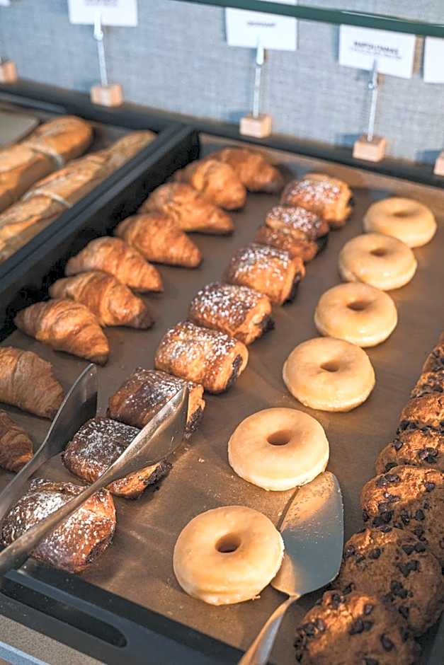 The Red Hotel - Adults Only