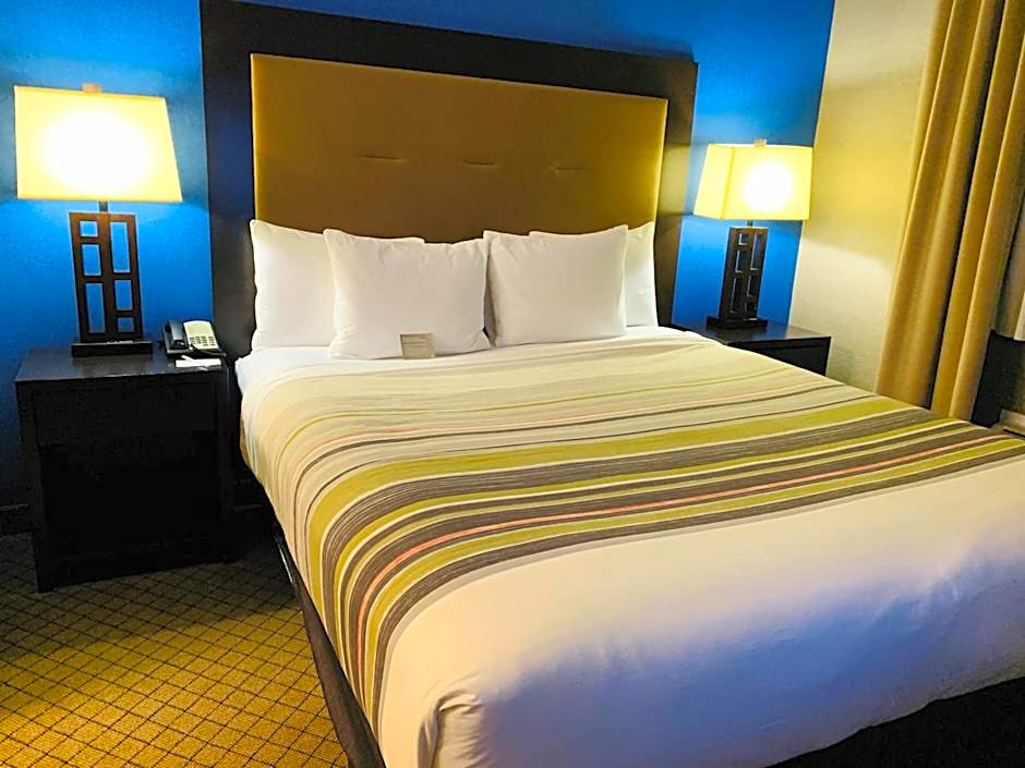 Country Inn & Suites by Radisson, San Jose International Airport, CA