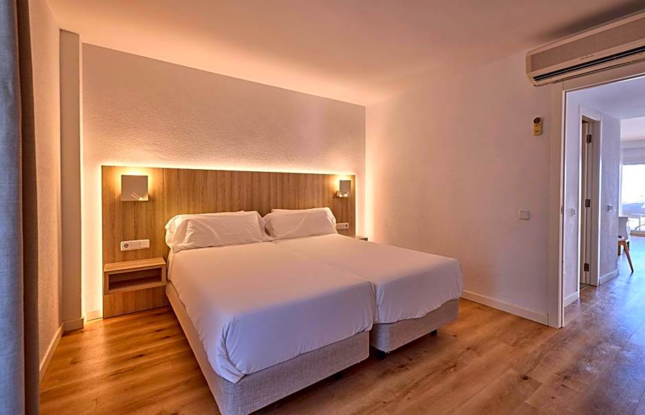 Universal Aparthotel Don Camilo