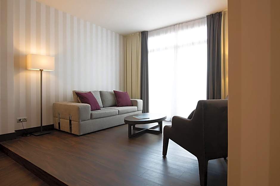 Intur Palacio San Martin