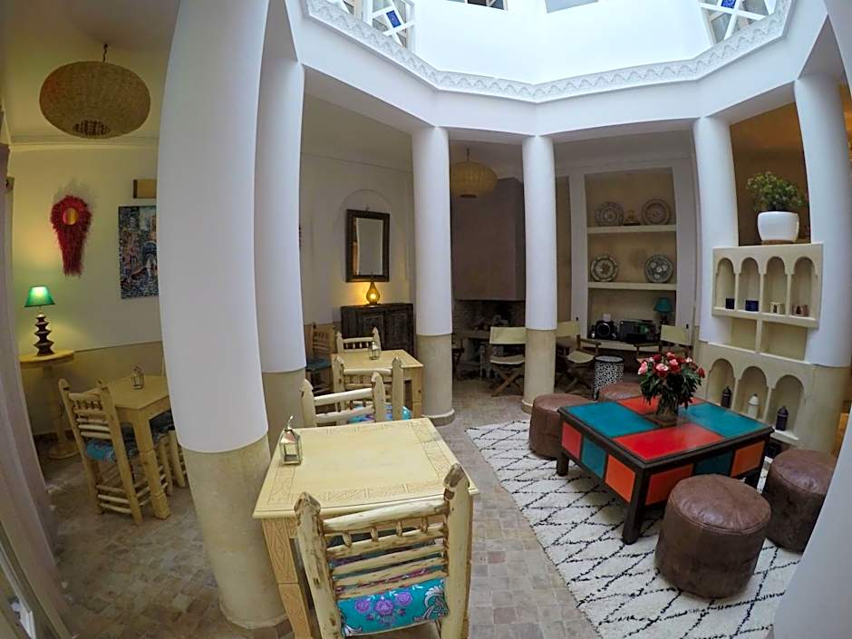 Jennat El Mossafir-Riad privé avec services maison entière