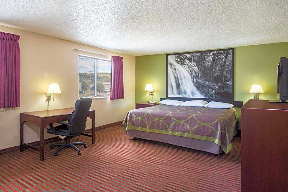 Super 8 by Wyndham Harrisonburg