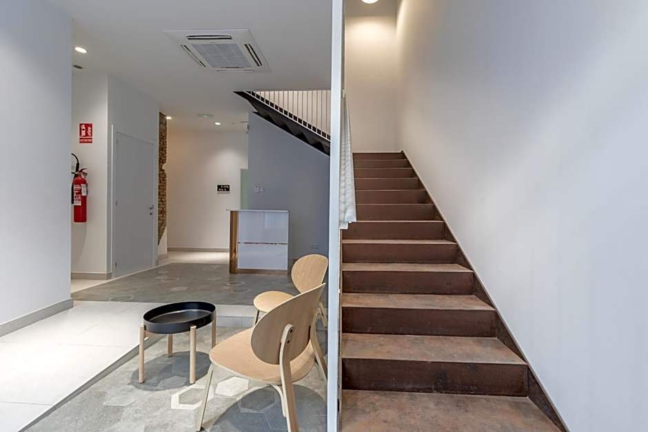 Gorgeous Apt with a Large Private Terrace