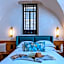 Villa Albi - Machne Yehuda Hotel