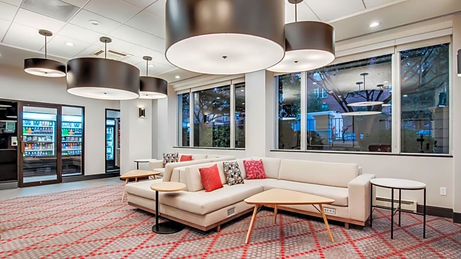 Holiday Inn Washington-Central/White House By IHG