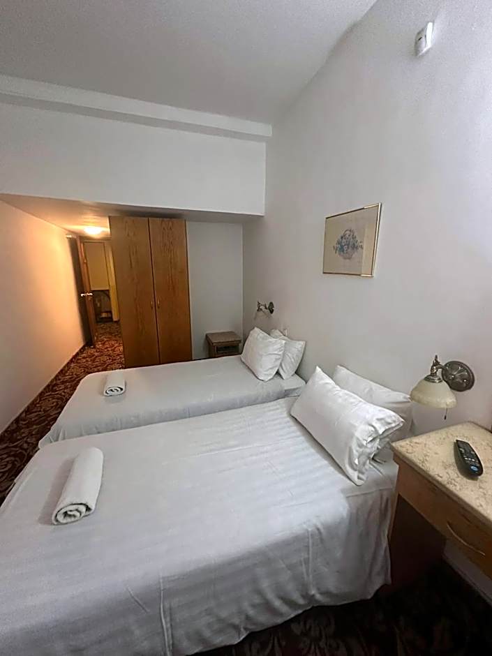 Zion Hotel
