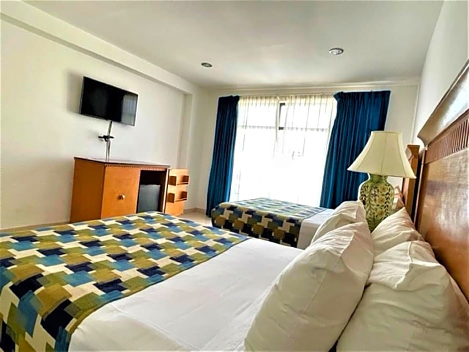 Hotel Embajadores