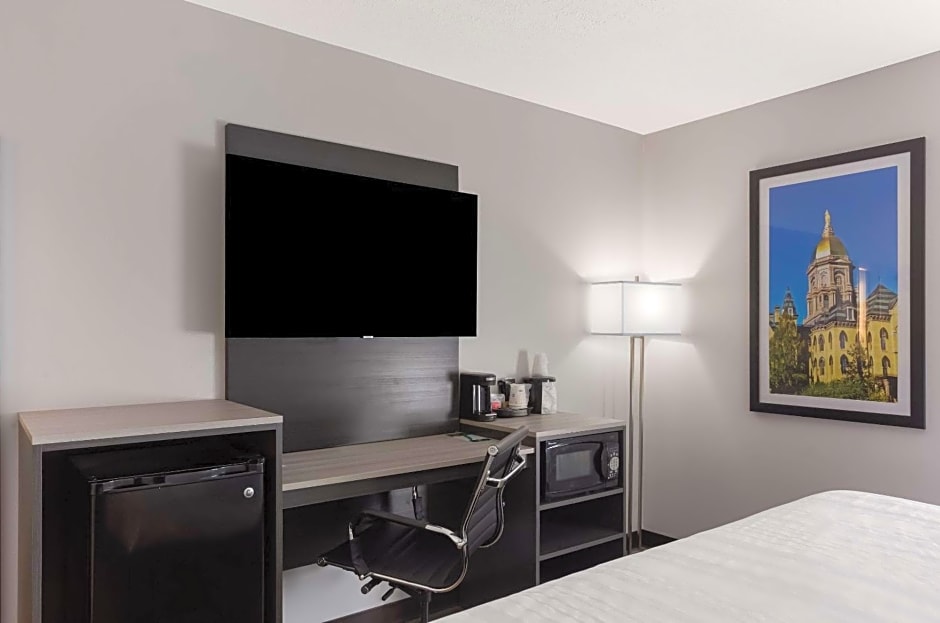 Quality Inn South Bend near Notre Dame
