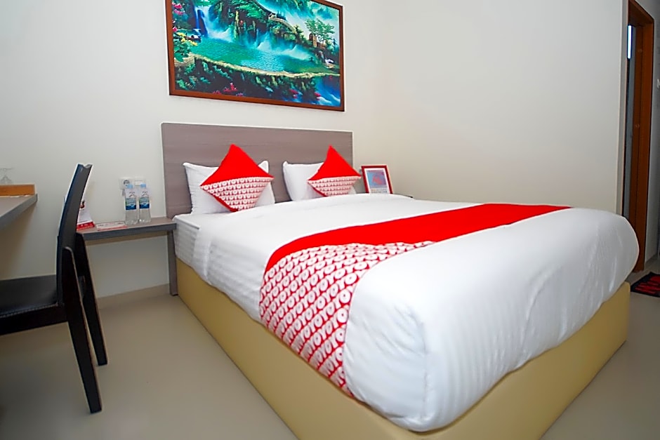 OYO 251 The Maximus Inn Hotel