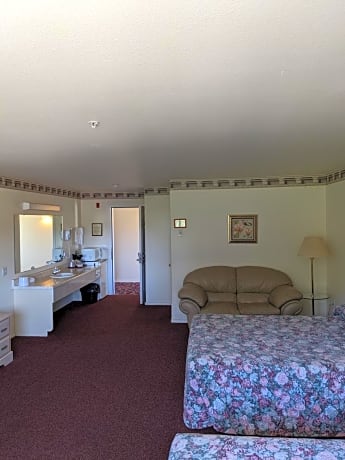 Queen Room