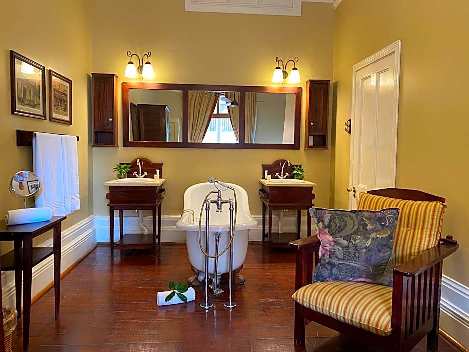 Kimberley Club Guesthouse