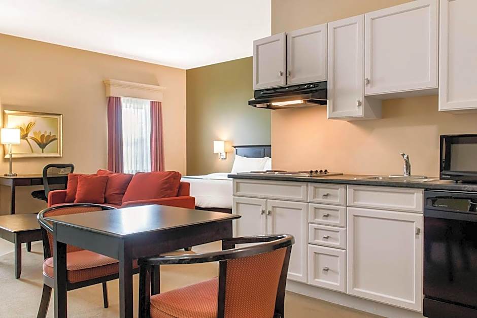 Quality Inn & Suites