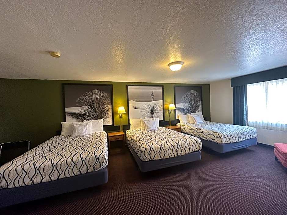 Simple Rewards Inn