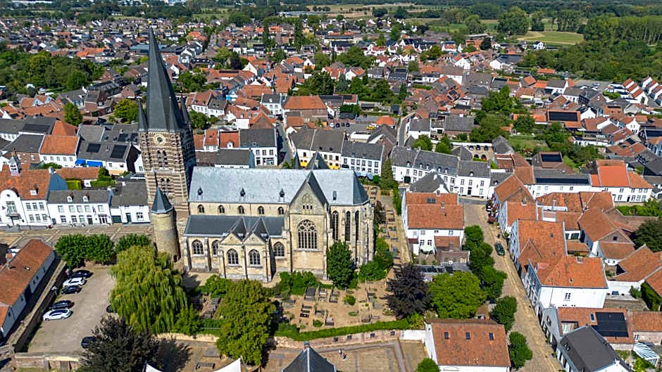 Fletcher Hotel La Ville Blanche