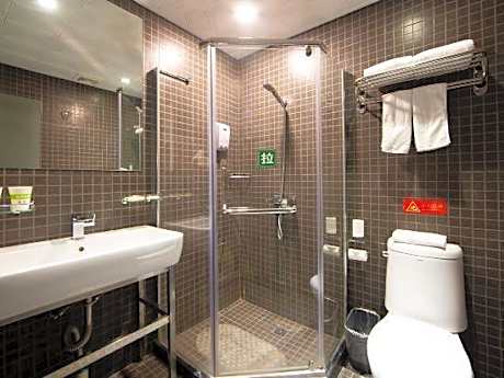 Motel 168 (Guangzhou Hualin International Jade City)
