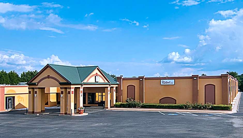 Red Roof Inn Forsyth