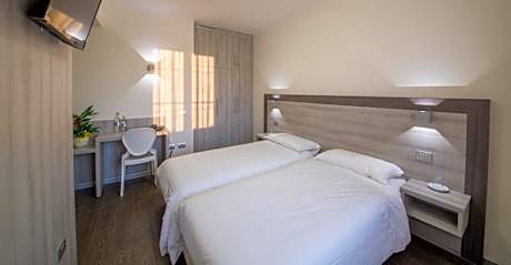 Hotel Panineria Colombera Rossa