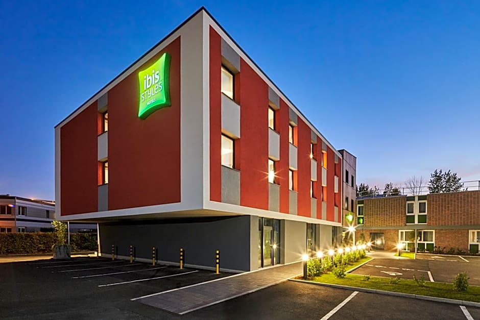 Ibis Styles Evry Lisses