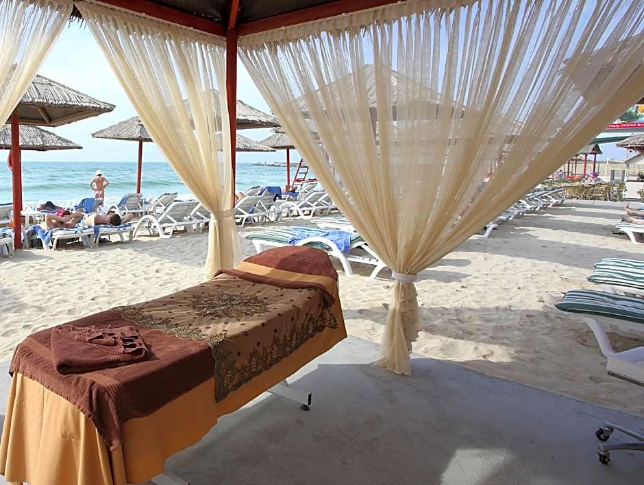 Ramada Beach Hotel Ajman