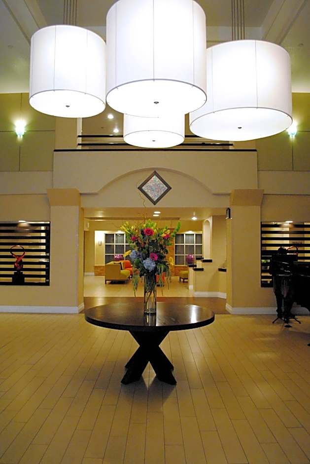 DoubleTree by Hilton Chatsworth