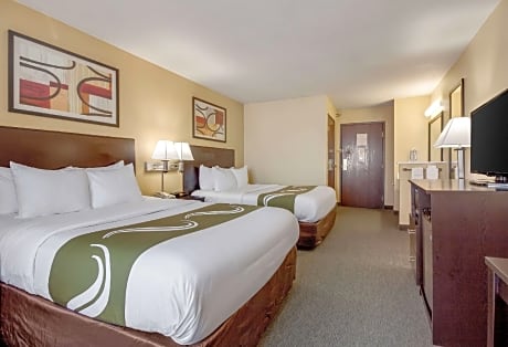 2 Queen Beds Nonsmoking