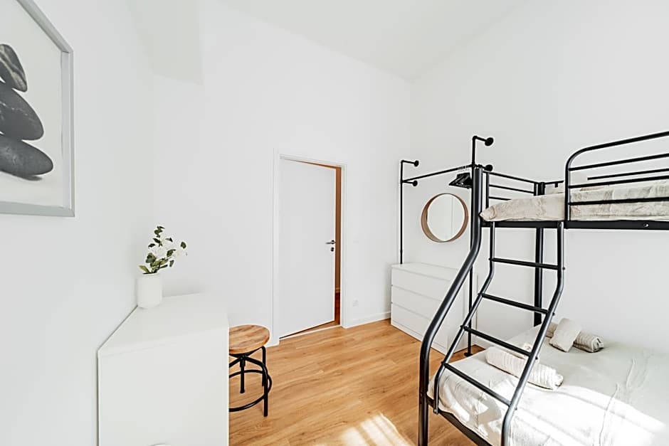 Modern Central City Rooms