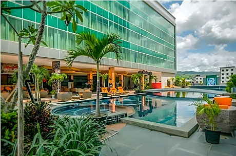 CLARO KENDARI (ex. Grand Clarion Hotel & Convention)