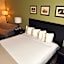 Holiday Inn Edison at Midtown By IHG