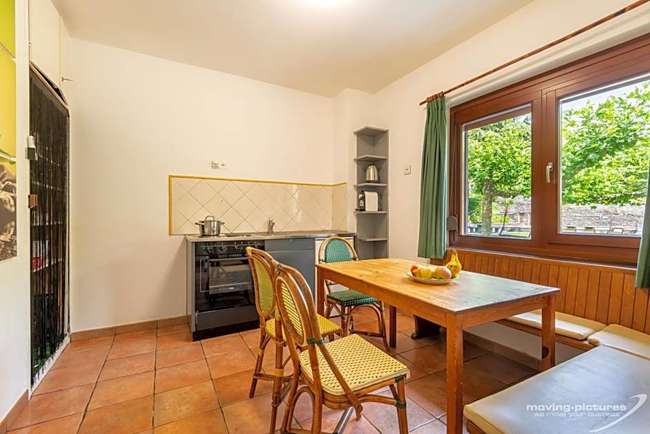 Bamboohouse Motel Riazzino