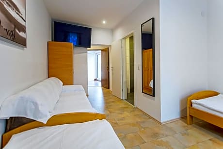 Standard 2 Beds