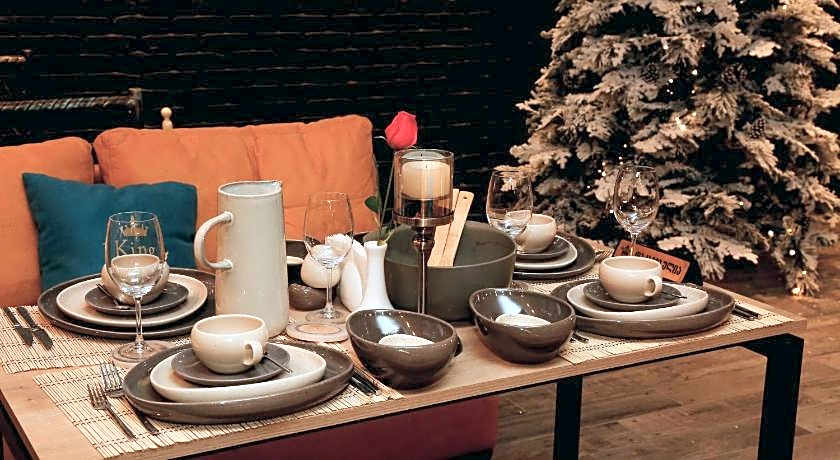 Hotel King David The Builder