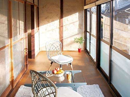 Enjoy a Rich Time at Ond Iroriva House with Art