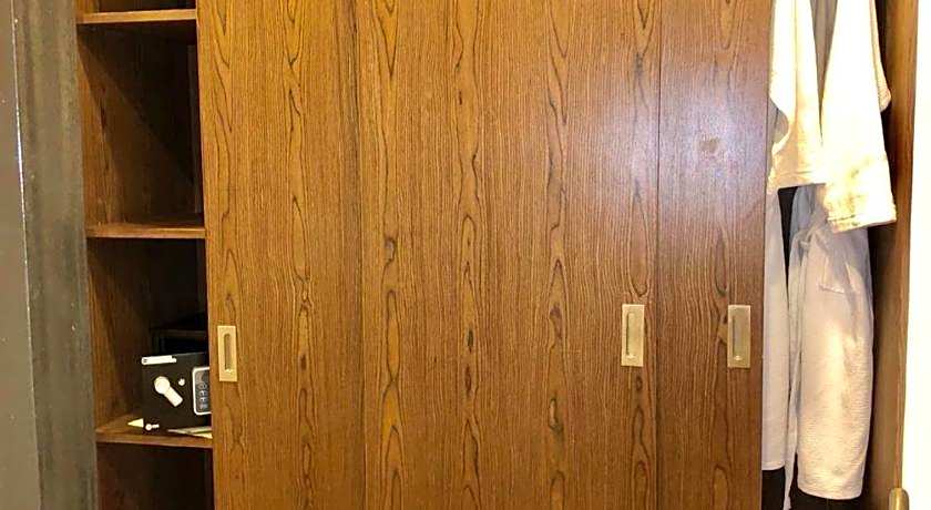 Asiban Quay Boutique Hotel