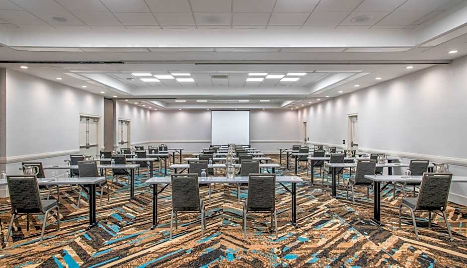 Staybridge Suites Oxnard River Ridge By IHG