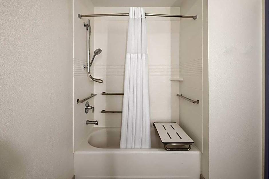 Garner Hotel Brockton - Boston by IHG