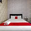 RedDoorz Syariah near Green Park Jatiwarna