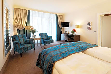 Deluxe Double Room with Balcony or Terrace