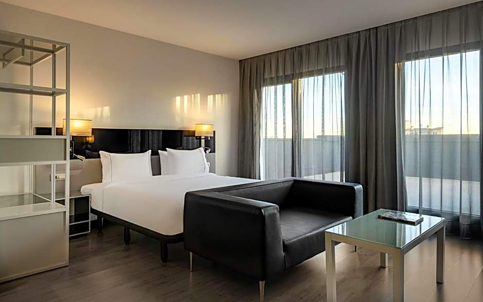AC Hotel by Marriott Atocha