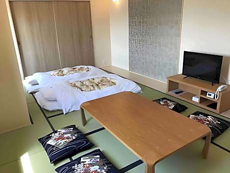 Japanese Style Room - Non-Smoking