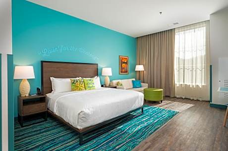 King Room with Sleeper Sofa