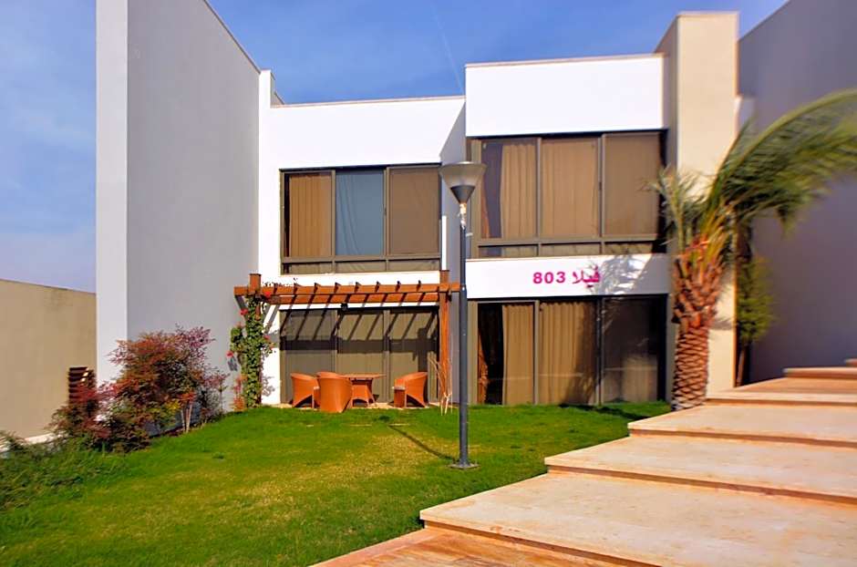 Public Security Hotel & Chalets