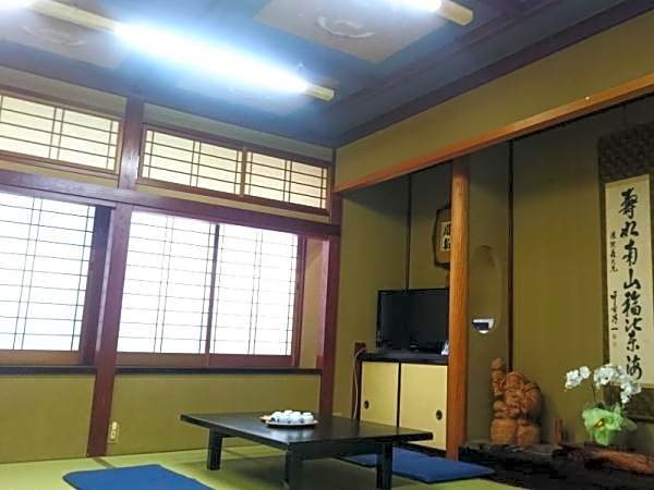Minshuku Ikemori