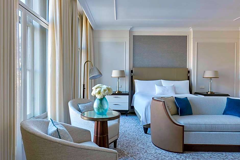 Waldorf Astoria By Hilton Amsterdam